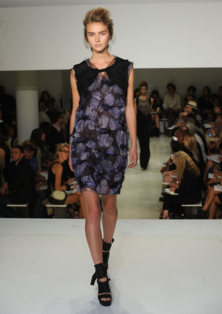 Illustration for article titled Goth Fairy Princesses Take The Runway At Vera Wang